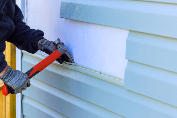 Reliable Emergency Siding Repair contractor in New London, OH by Squared Siding